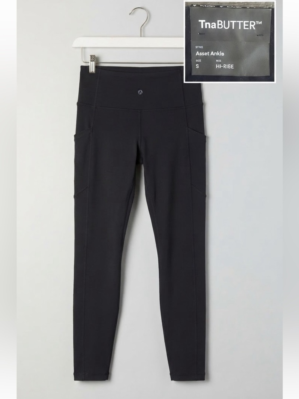 NWT Aritzia TnaBUTTER Asset Ankle High Rise Pocket Leggings Black / Size Small